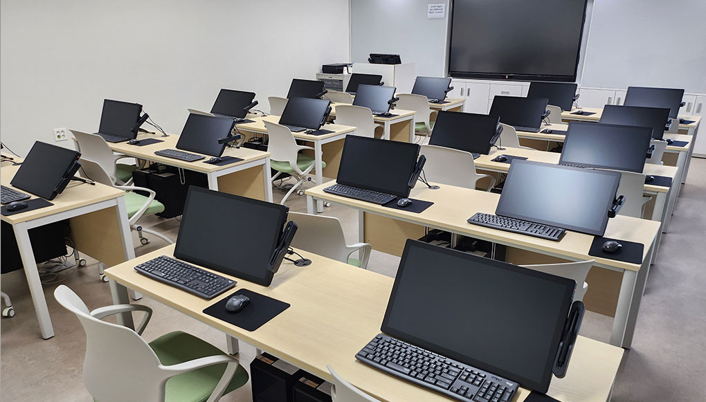 3층 웹툰창작실